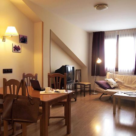 Hotel Y Apartamentos Arias Navia Kamer foto
